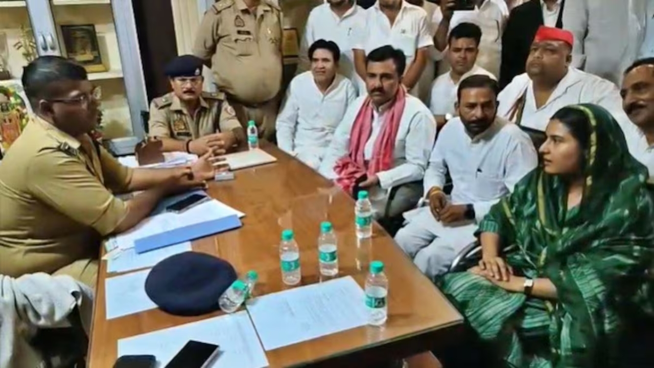इकरा के गुस्से से गरमाया माहौल, थाने में पानी तक पीने से किया इनकार, जानिए क्यों ?