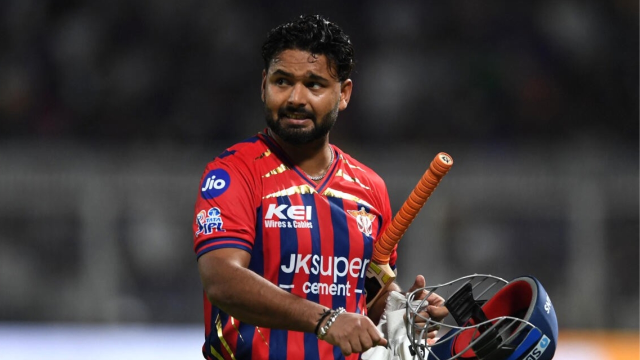 ऋषभ पंत पर गिर सकती है बड़ी गाज, कप्तानी के बाद अब टीम इंडिया में भी बदल सकती है भूमिका